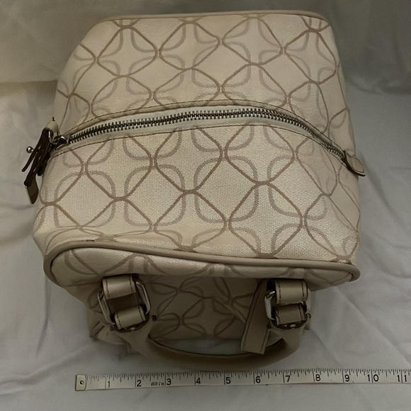 Nine West - Picture 11 of 12